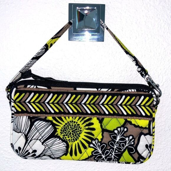 Vera Bradley Wristlet - Picture 5 of 16